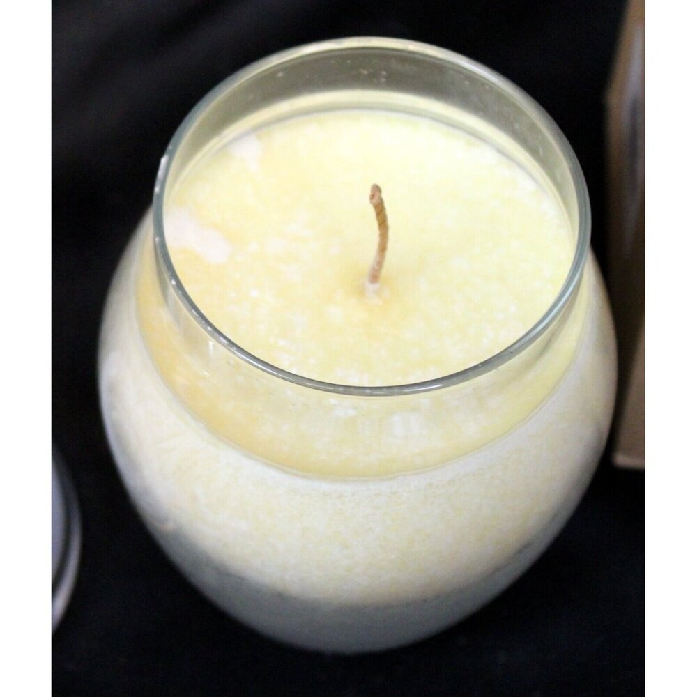 NEW SLAH Southern Living 9oz Jar Candle Jingle Bells #40254 Lid NIB Cream - Picture 4 of 6